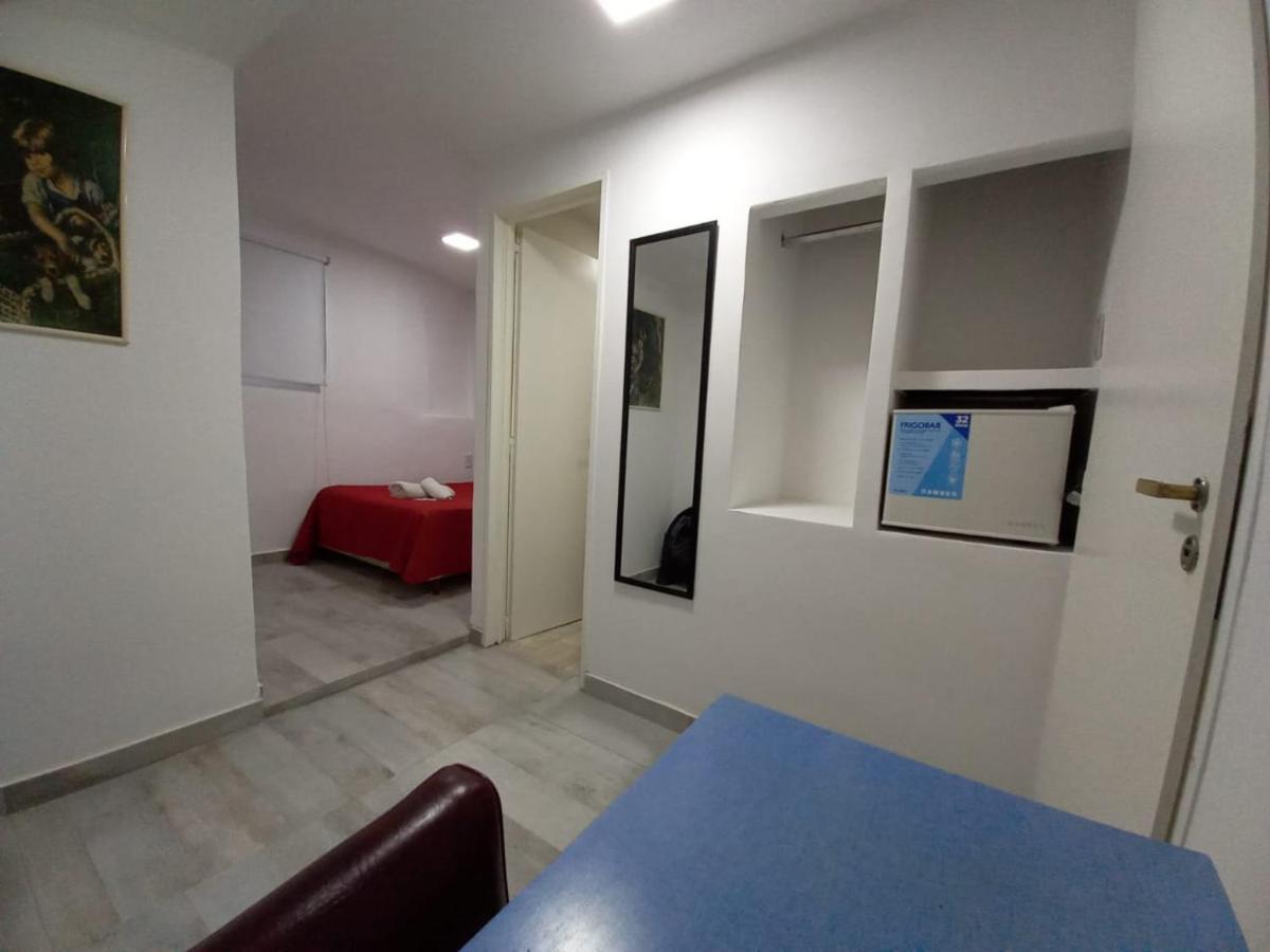 Hotel San Carlos บัวโนสไอเรส ภายนอก รูปภาพ