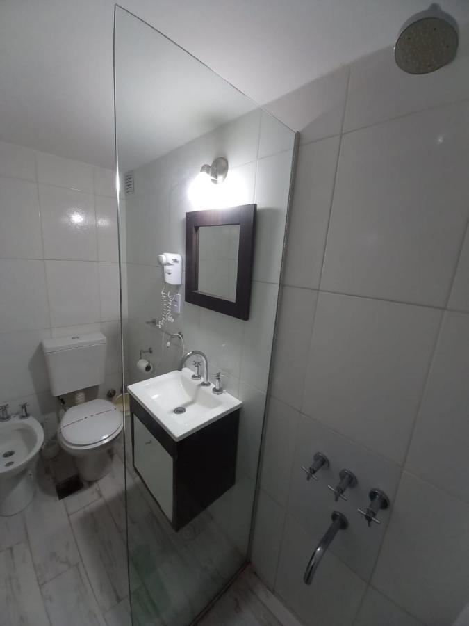 Hotel San Carlos บัวโนสไอเรส ภายนอก รูปภาพ