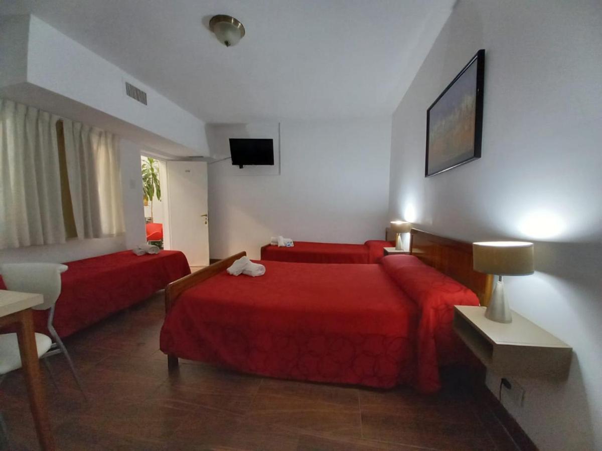 Hotel San Carlos บัวโนสไอเรส ภายนอก รูปภาพ